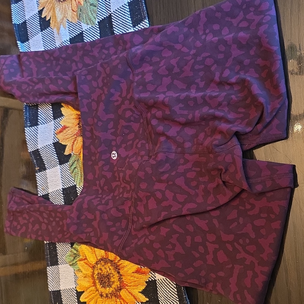 Lululemon Purple Patterned Leggings Size(8)